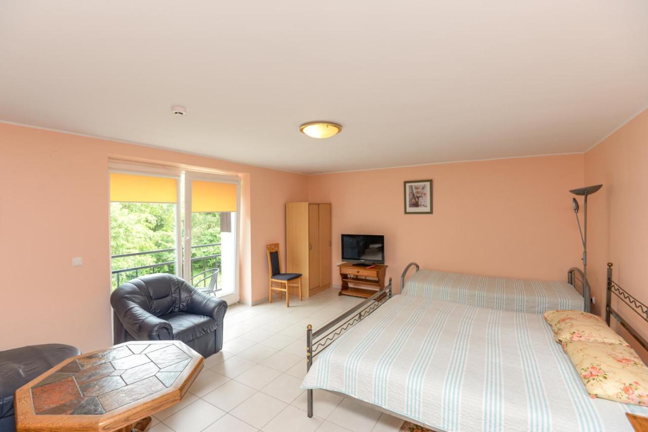 Red Tower Apartments Palanga Extérieur photo